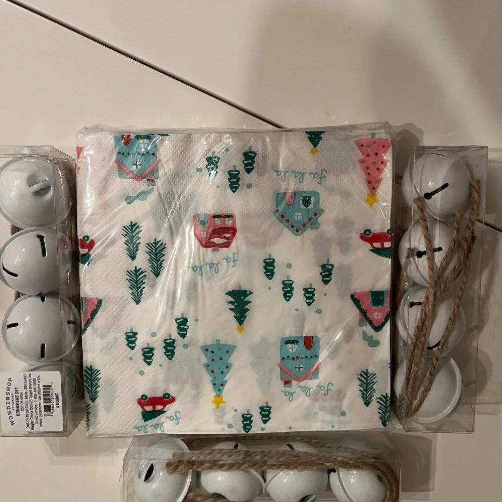 White‎ Bell Decor Sets With Holiday Napkins (new)